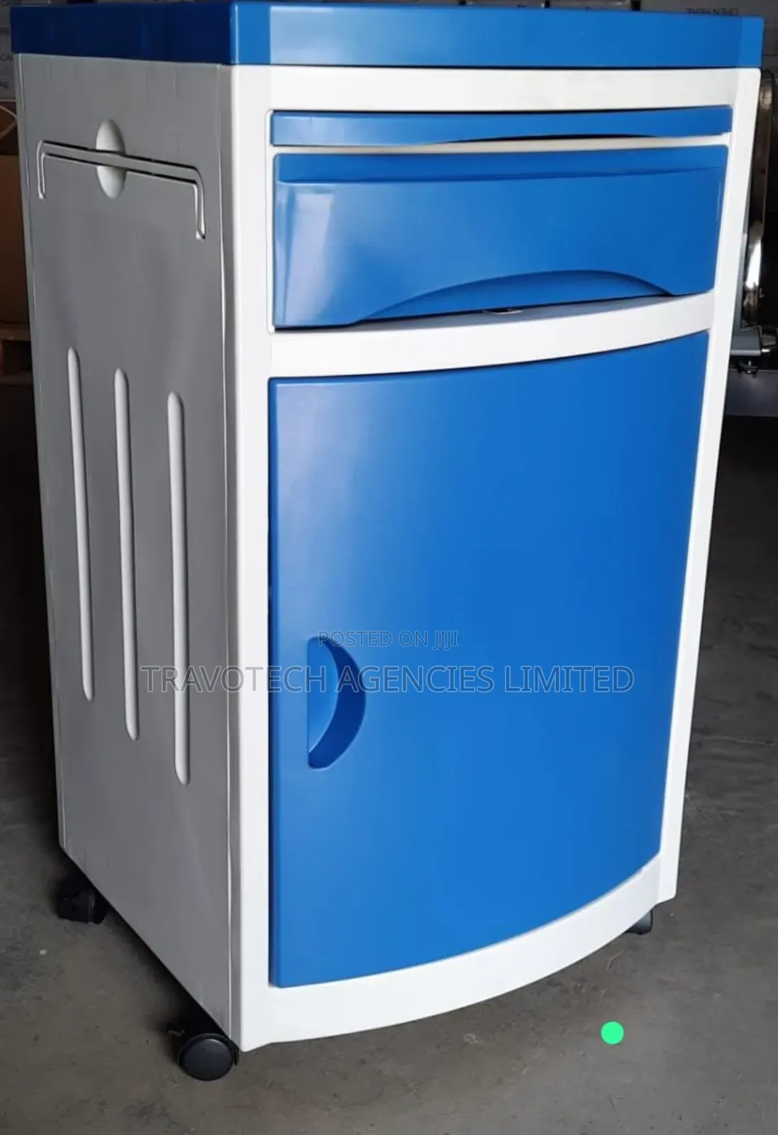 Bed Side Lockers