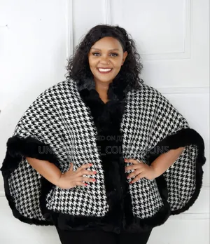 Checked Design Poncho for Ladies