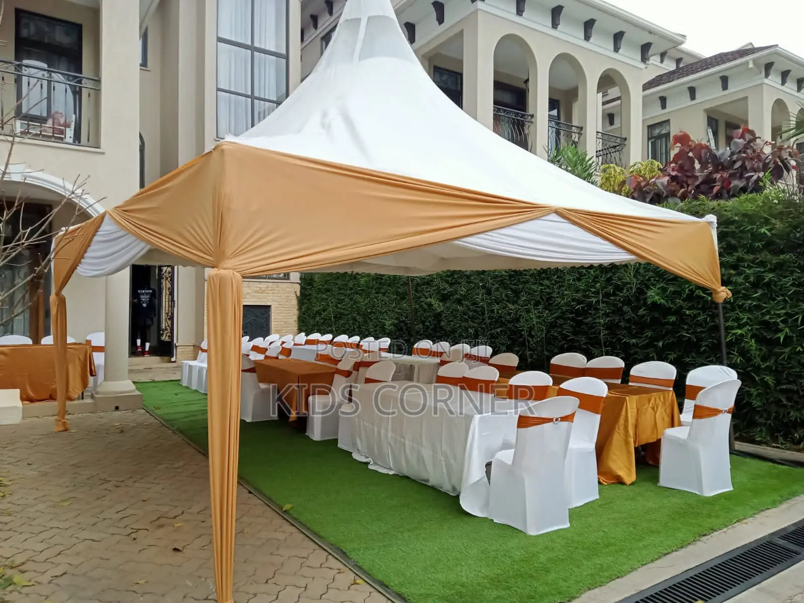 Create a Grand Look With High Peak Tents