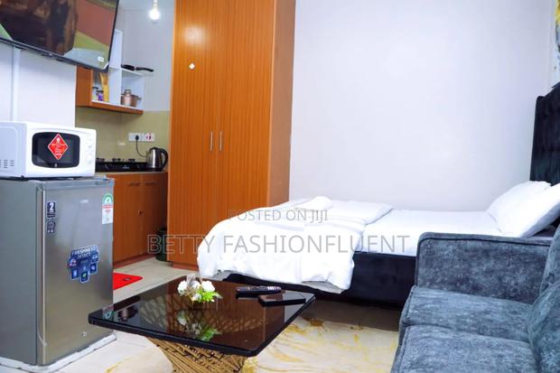 Airbnb Studio Apartment - thumbnail 6