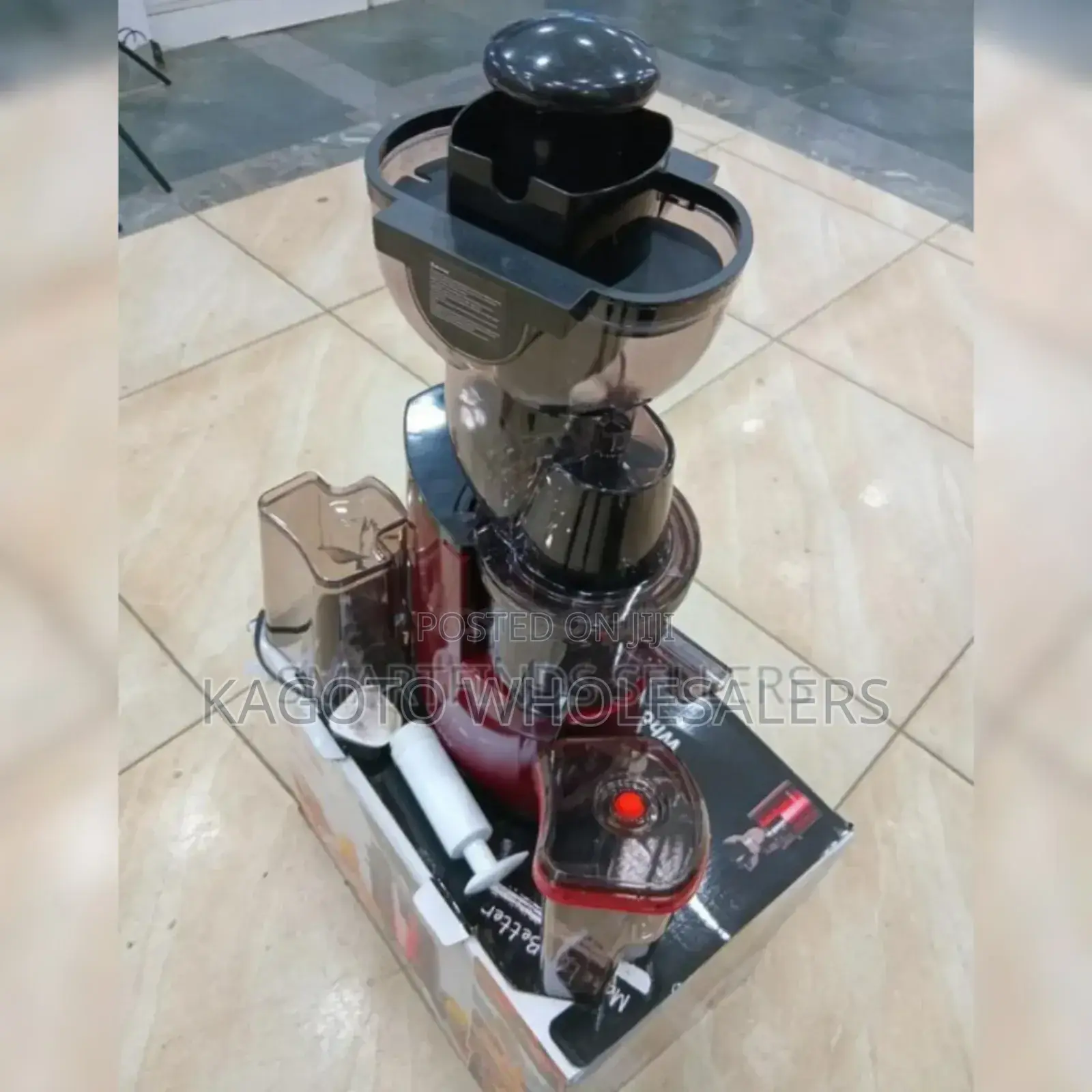 Brand New Sokkany Slow Juicer. Juicer