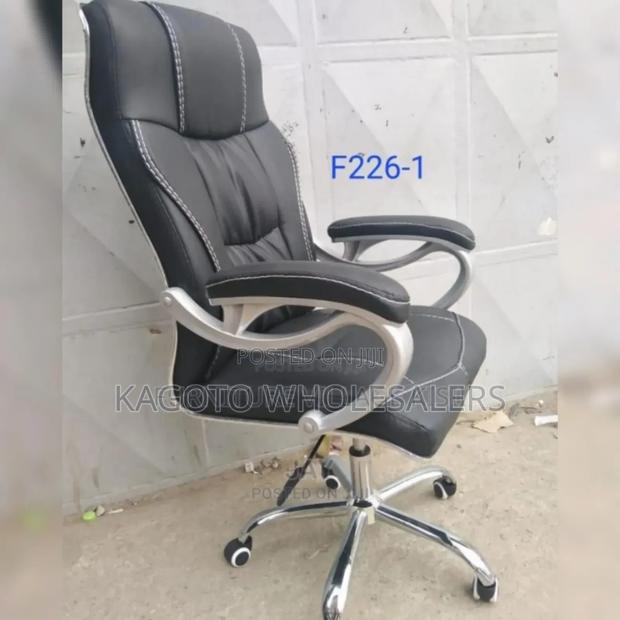 Office Chair. Managerial Seats
