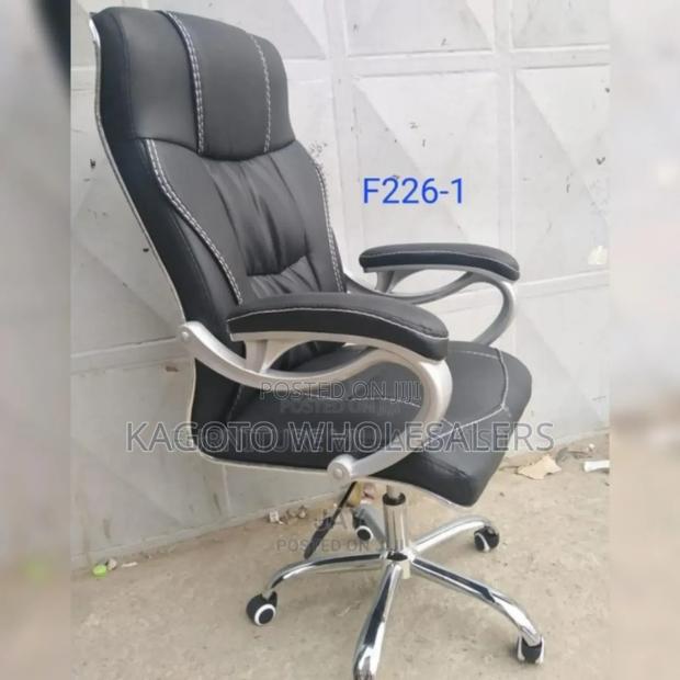 Brañd New -- Managerial Seats
