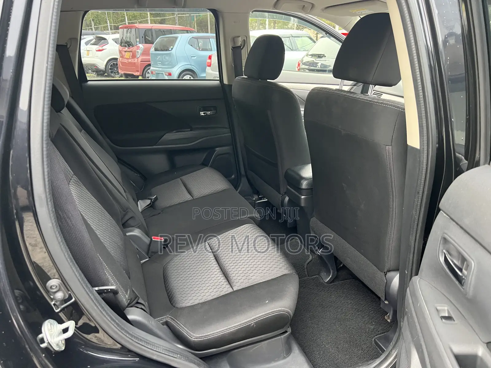 Mitsubishi Outlander 2015 Black