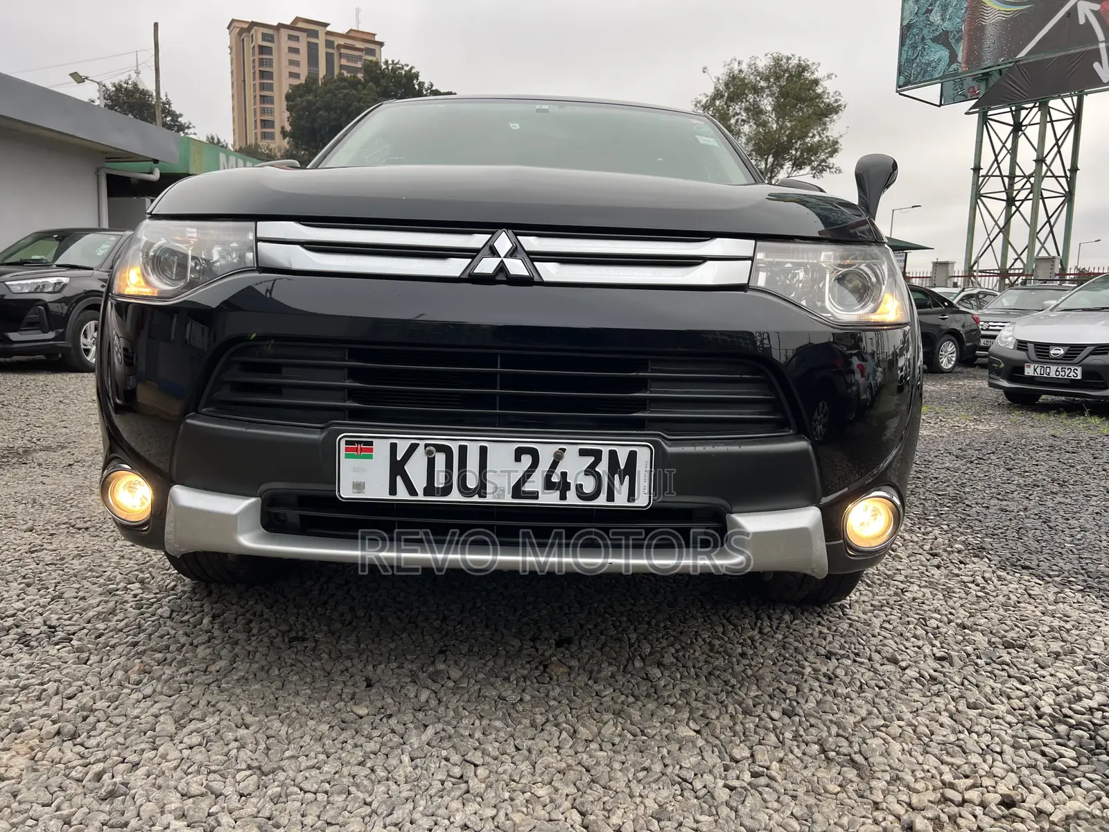 Mitsubishi Outlander 2015 Black