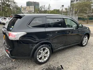 Mitsubishi Outlander 2015 Black