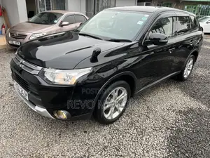 Mitsubishi Outlander 2015 Black