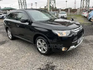 Mitsubishi Outlander 2015 Black