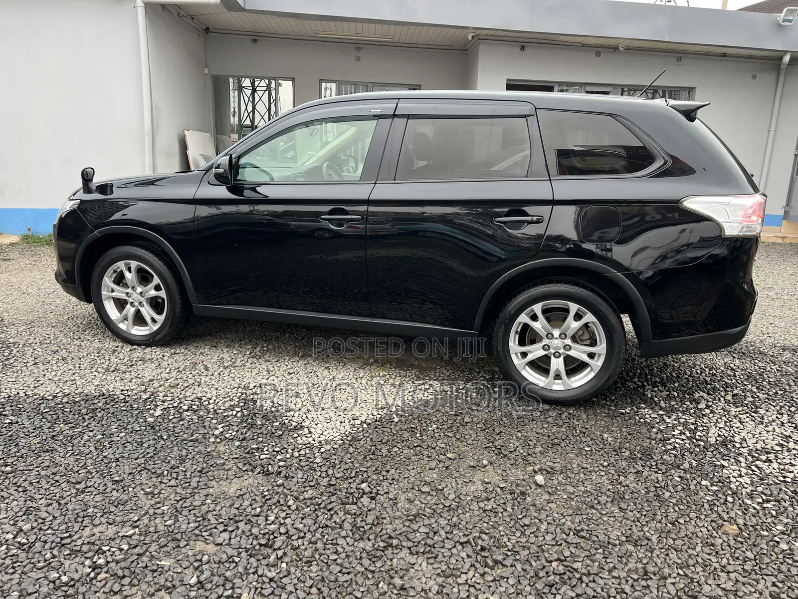 Mitsubishi Outlander 2015 Black