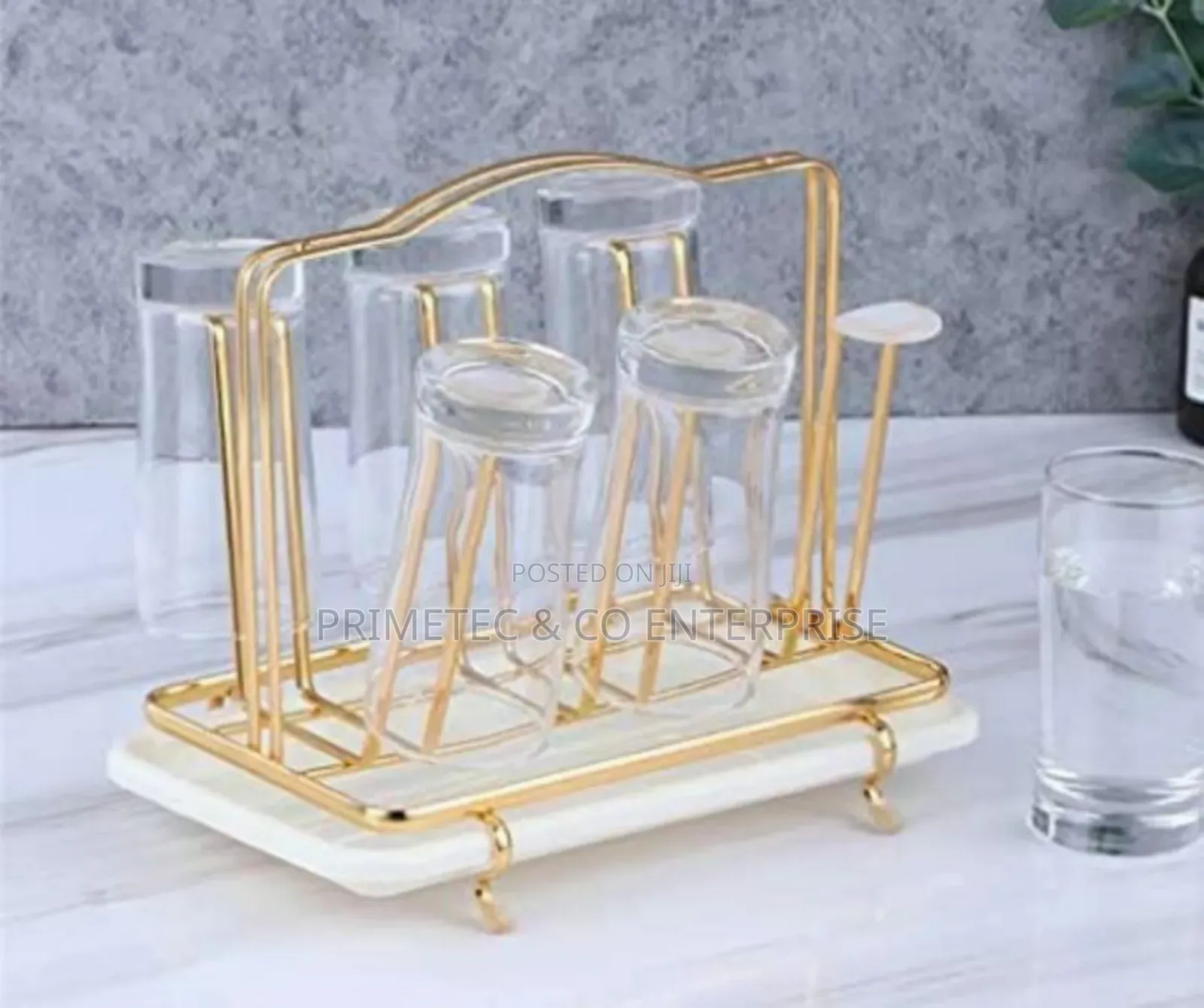 Minimalist Glass Holder