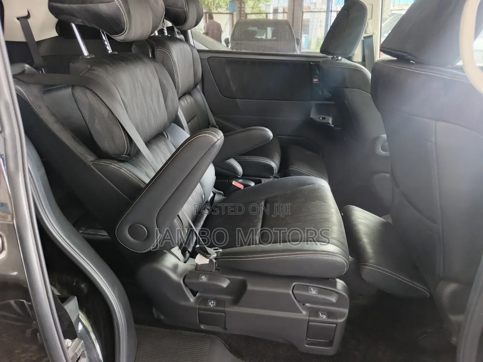Honda Odyssey 2.0 Hybrid (7 seater) 2018 Black