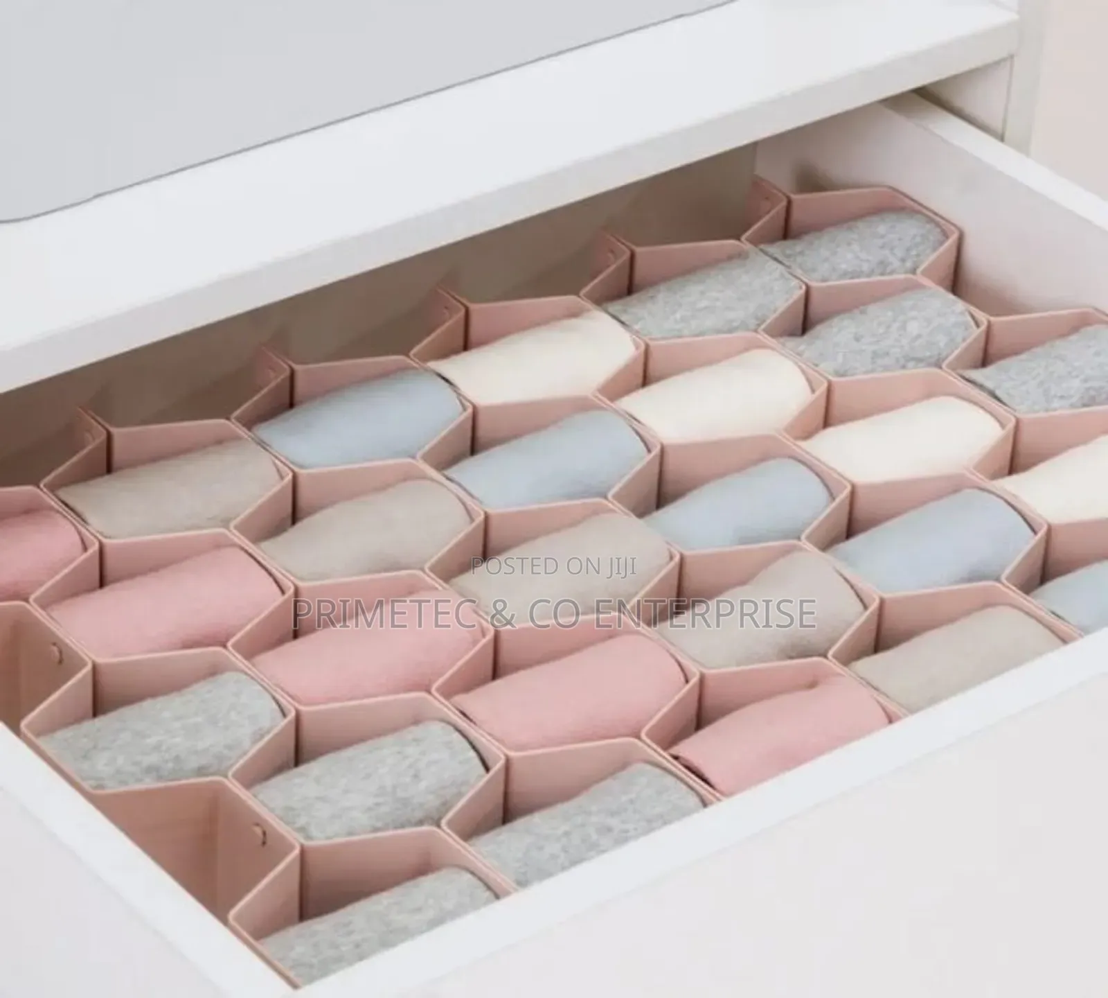 8piece Honeycomb Drawer Divider.