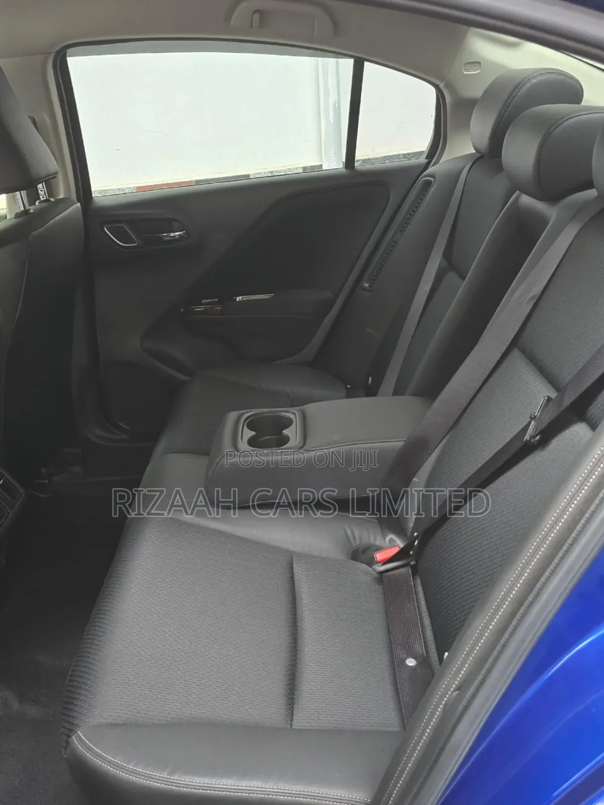 Honda Grace 2018 Blue