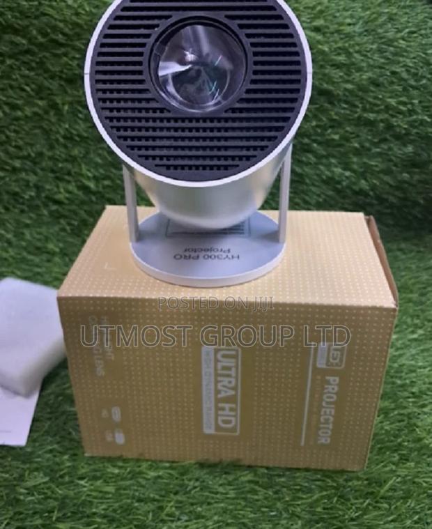 Mini Portable Projector Hy300 Mini Home Theater - main view