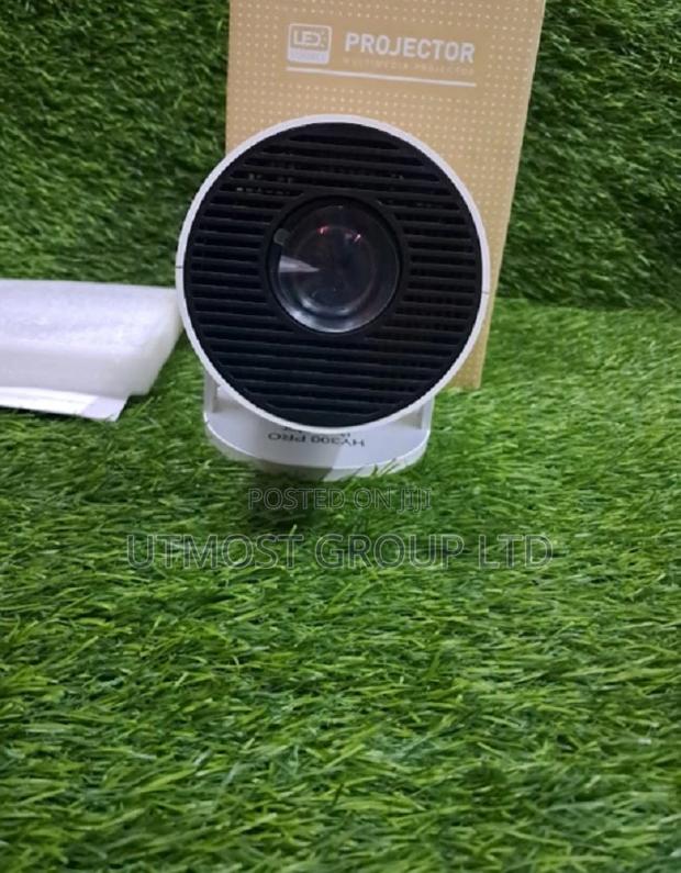 Mini Portable Projector Hy300 Mini Home Theater - thumbnail 2