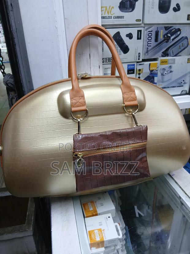 Boombox 3 Courier Bag - main view