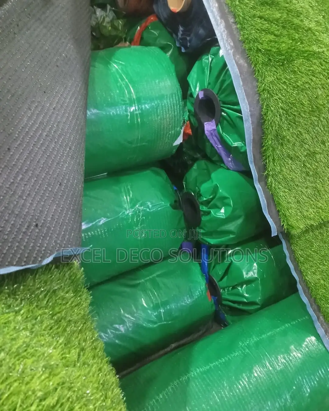 Soft Comfort Green Grass for Launges