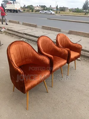 Stylish Burnt Orange Manicure Seat 