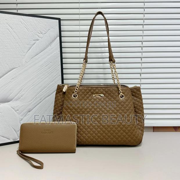 Trending Shoulder Bag - main view