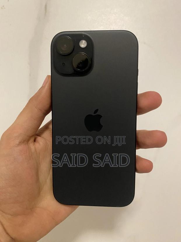 Apple iPhone 15 128 GB Black - main view