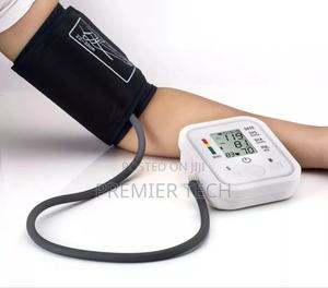 Arm Digital Blood Pressure Machine - thumbnail 2