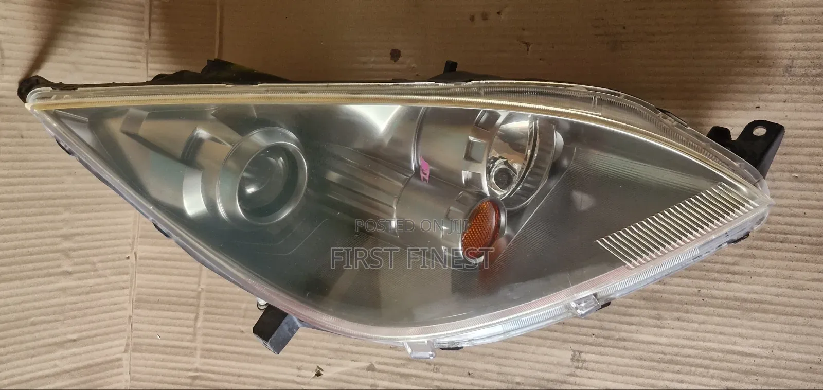 Mitsubishi Colt Xenon Headlights