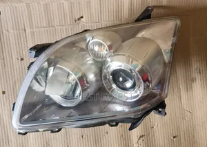 Avensis 2008 Non Xenon Headlights