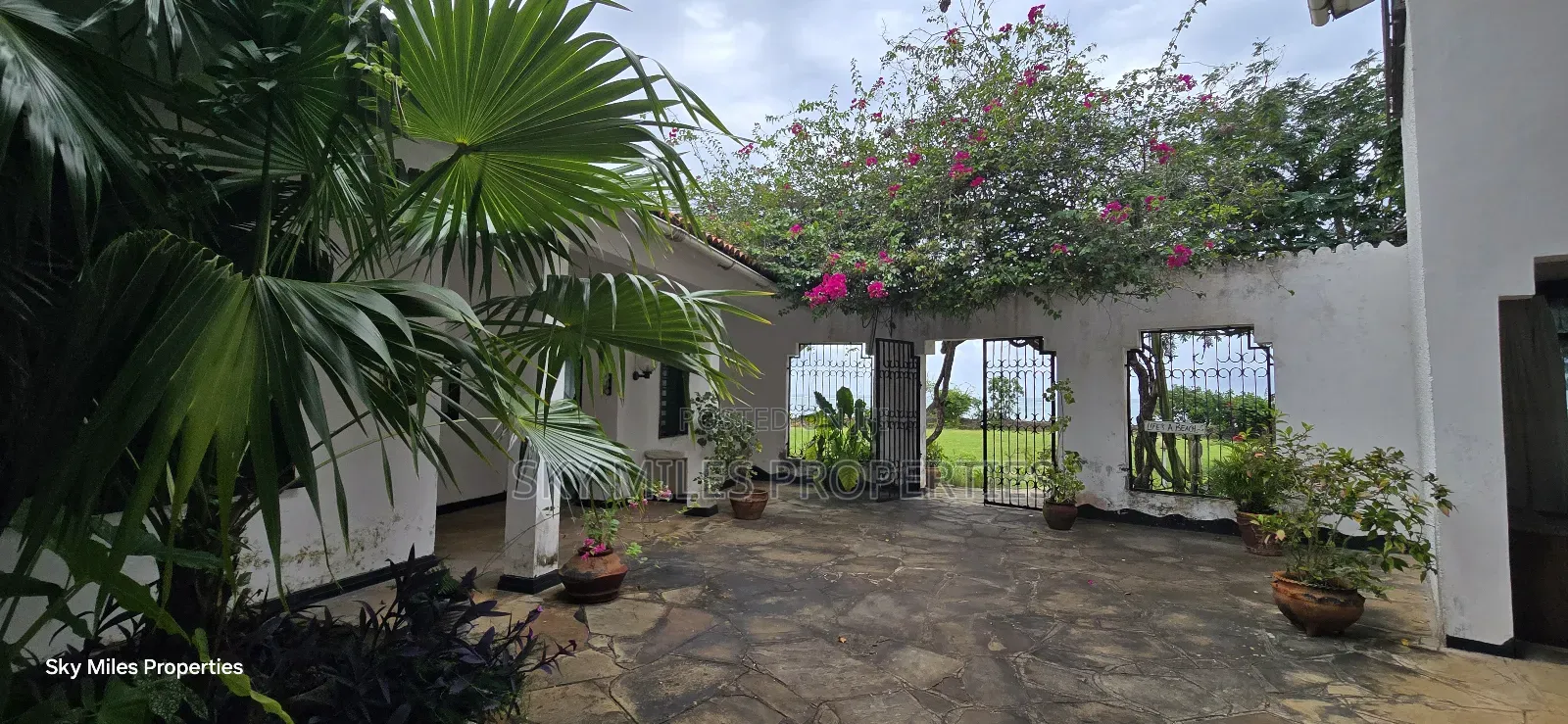 4bdrm Villa in Kikambala for sale
