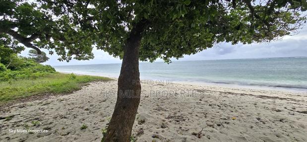 4bdrm Villa in Kikambala for sale - thumbnail 7