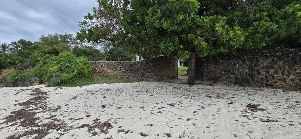 4bdrm Villa in Kikambala for sale - thumbnail 8