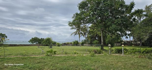 4bdrm Villa in Kikambala for sale - thumbnail 9