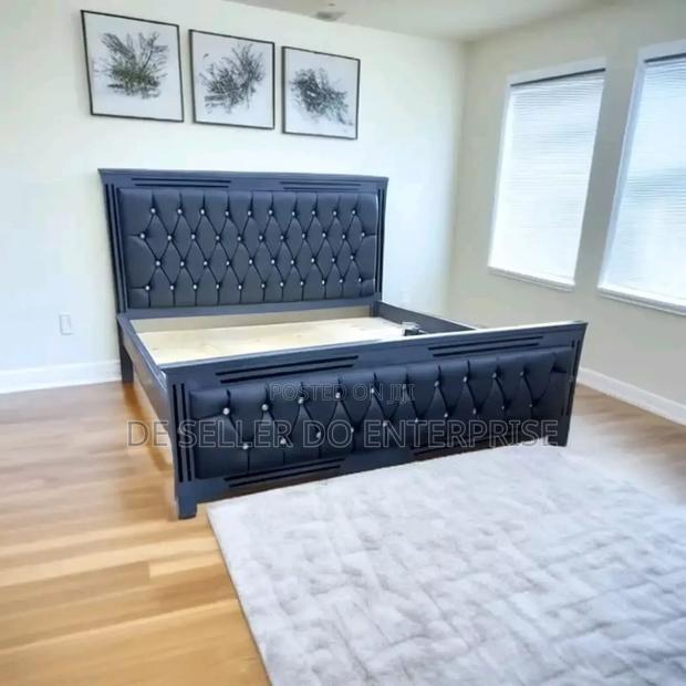Black Diamond 5*6 Bed - main view