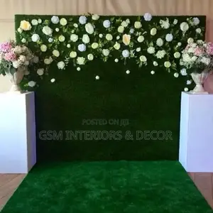 Artificial Wall Grass Carpet With Floral Backdrops 10mm