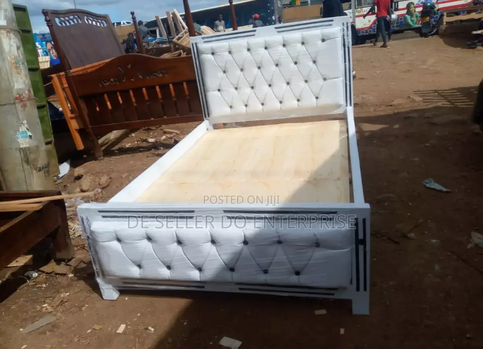 4*6 Bed White Micket