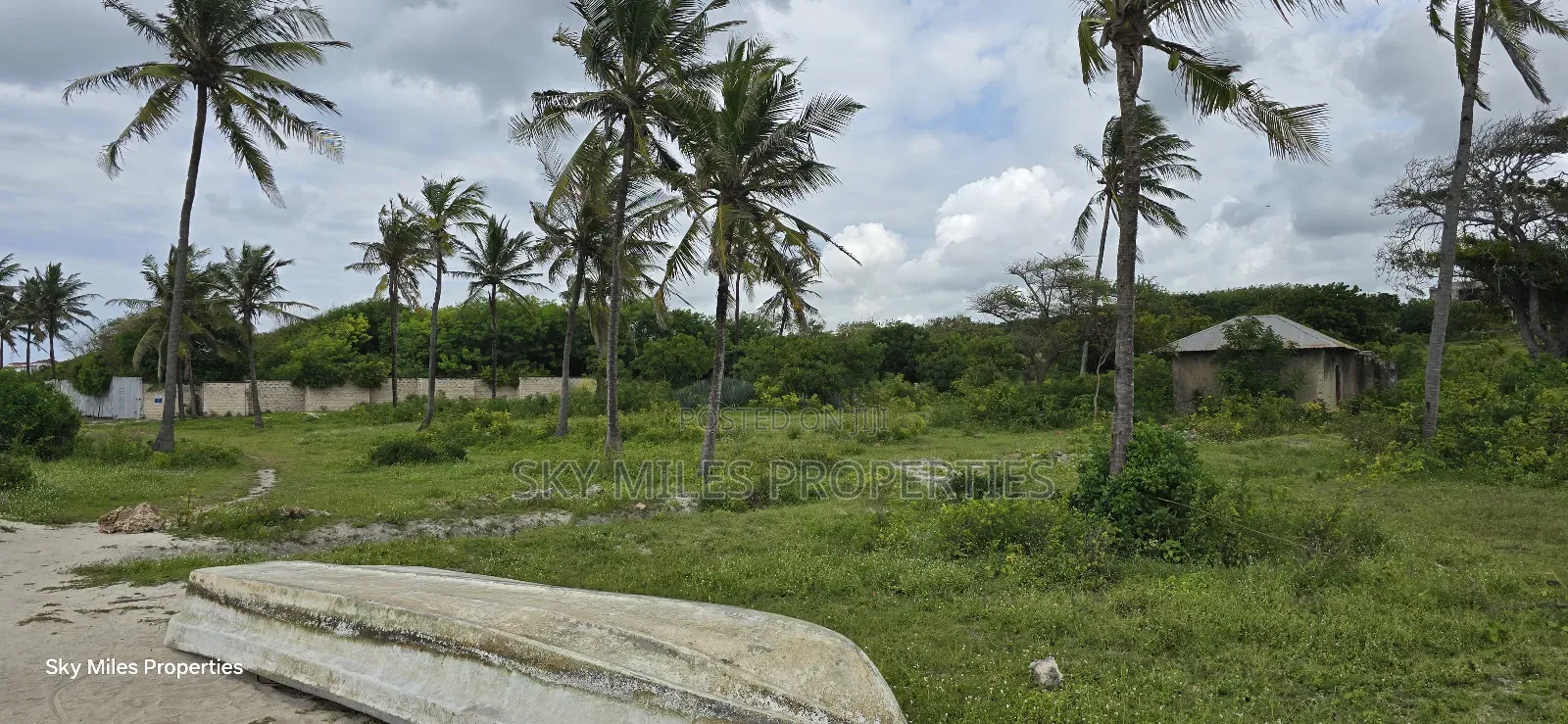 1 Acre Beach Plot for Kikambala