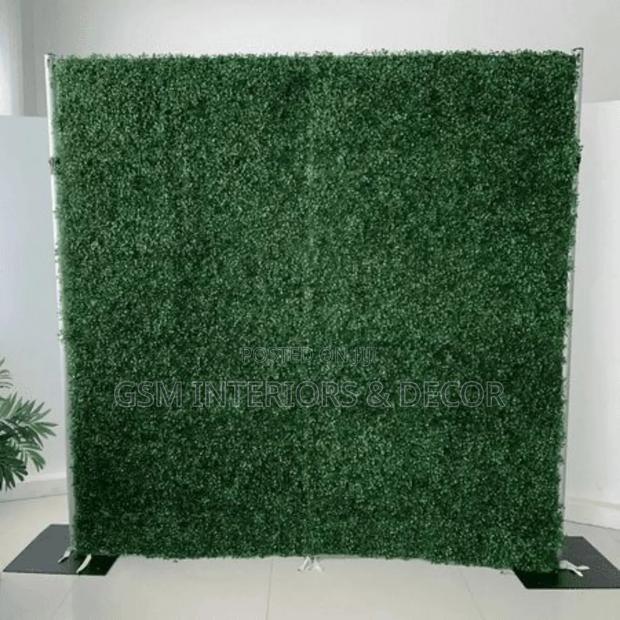 Artificial Green Fence Leaves for Backdrops