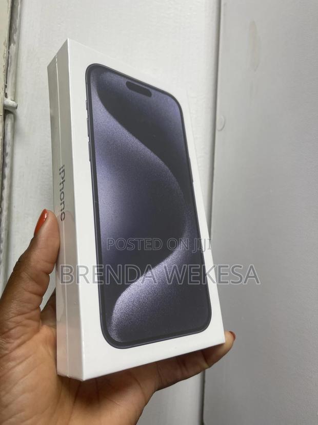 New Apple iPhone 15 Pro Max 256 GB Blue - main view