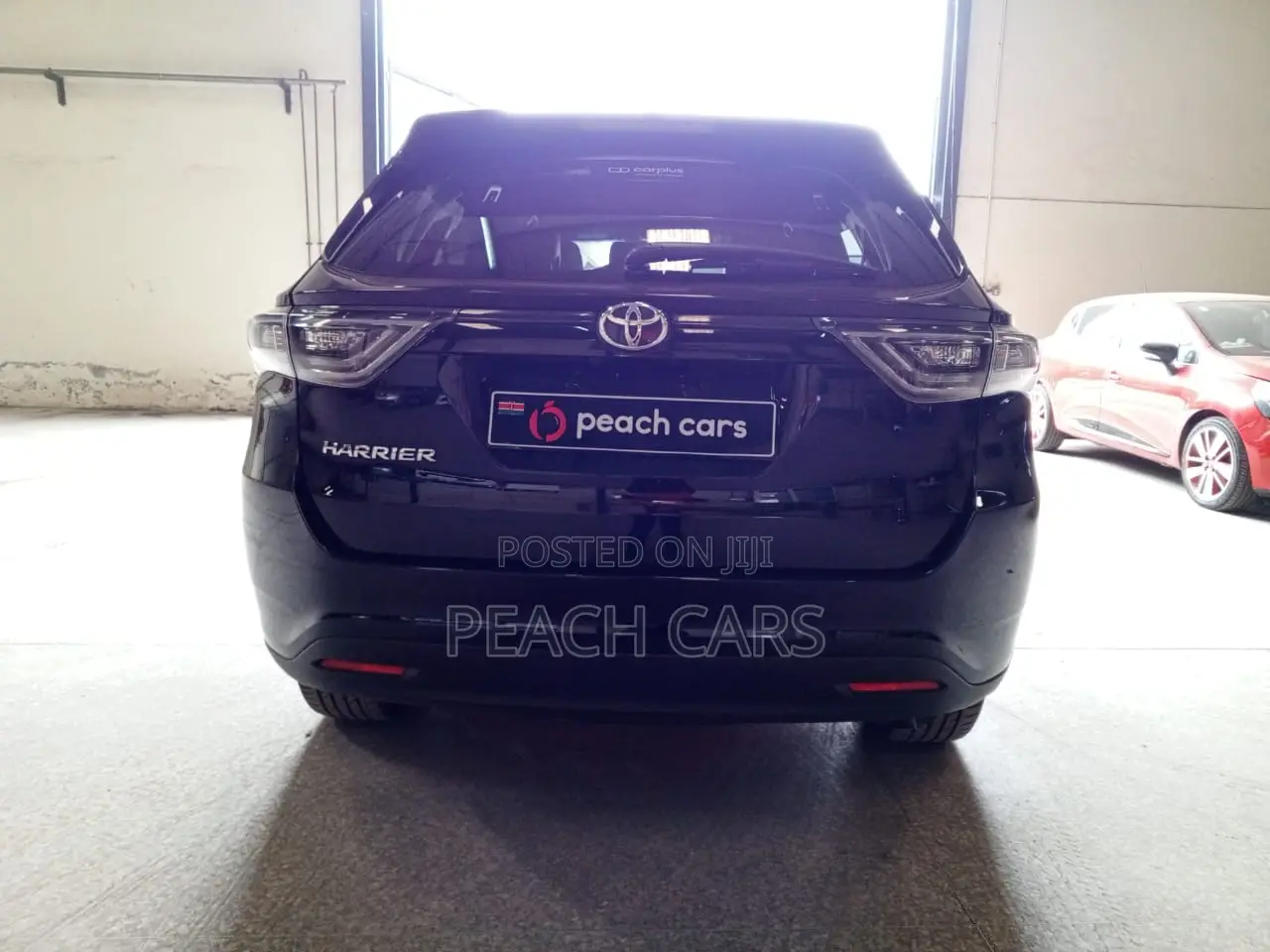 Toyota Harrier 2.0 2015 Black