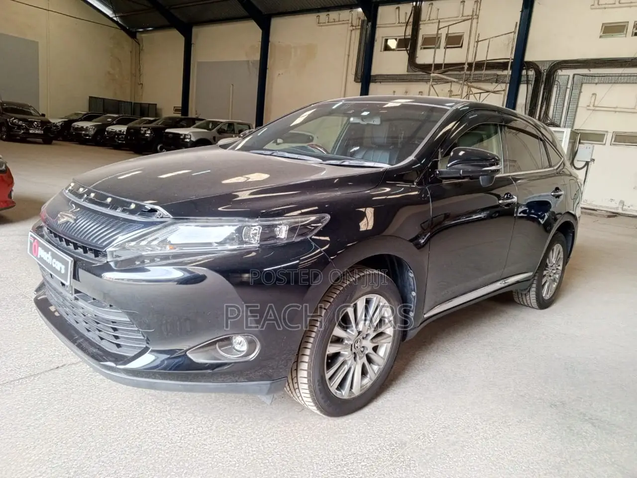 Toyota Harrier 2.0 2015 Black