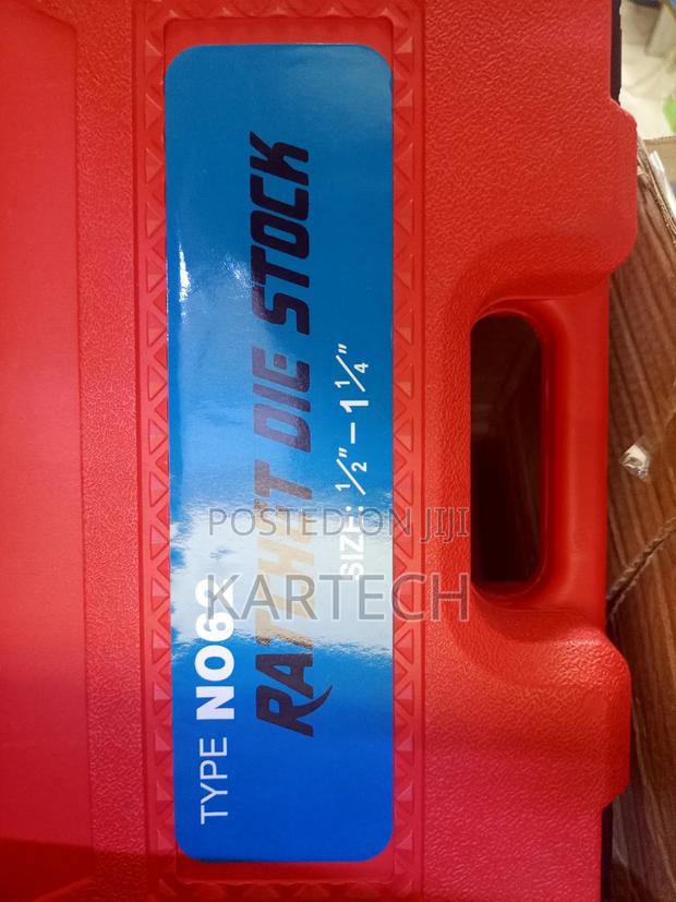 Rachet Die Stock / Pipe Threader Kit 1/2", 3/4", 1", 1-1/4" - thumbnail 2