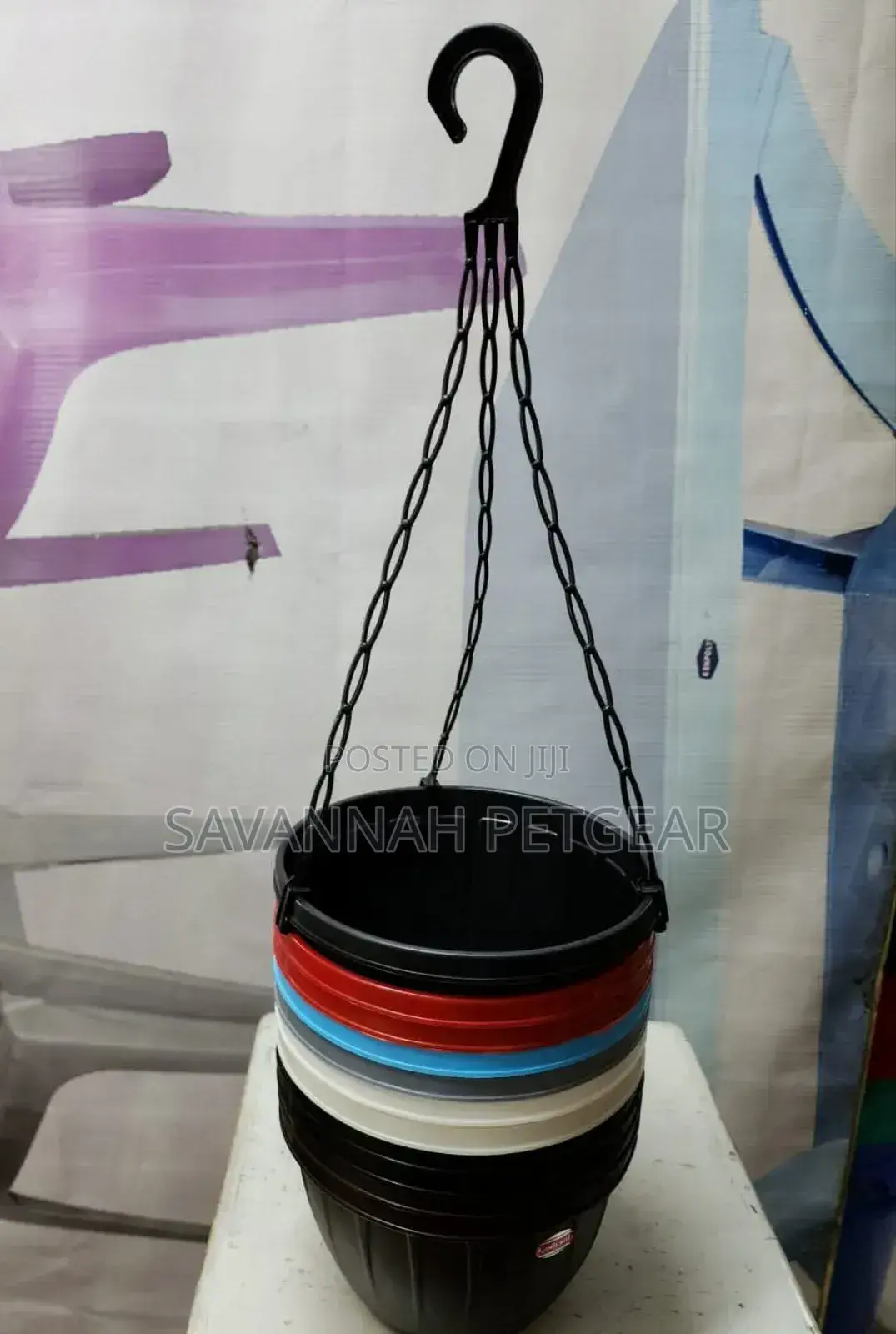 Palomino Plant Hanging Plastic Container (Different Colours)