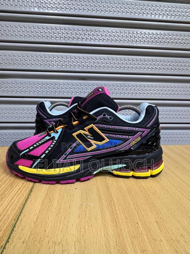 New Balance 1906r Neon Nights - main view