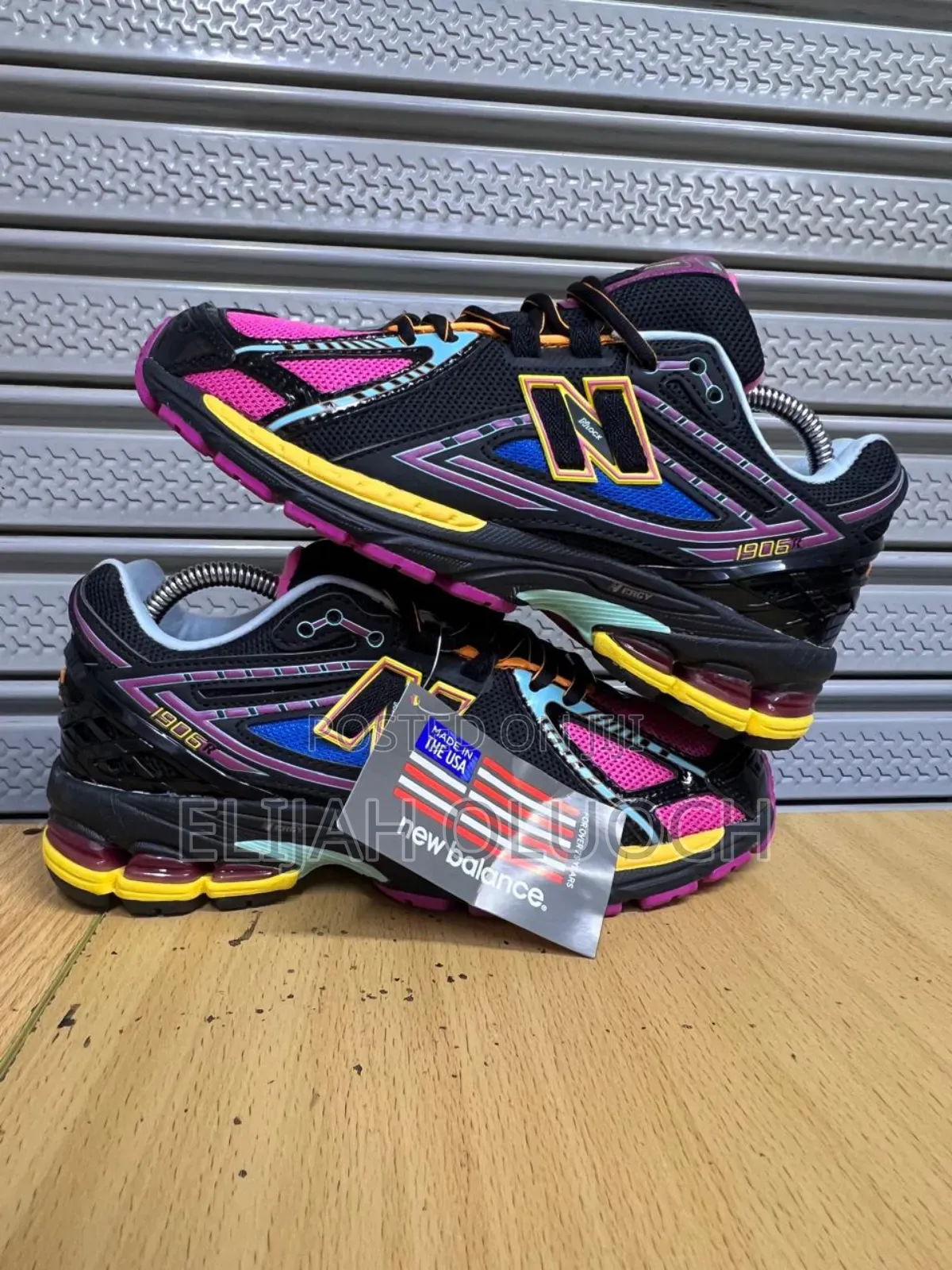 New Balance 1906r Neon Nights