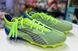 Green Puma Ultra 5 Match Football Boots