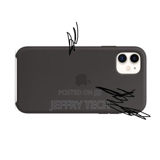 iPhone 11 Premium Silicone Cover Case – Slim, Stylish, and S - thumbnail 3