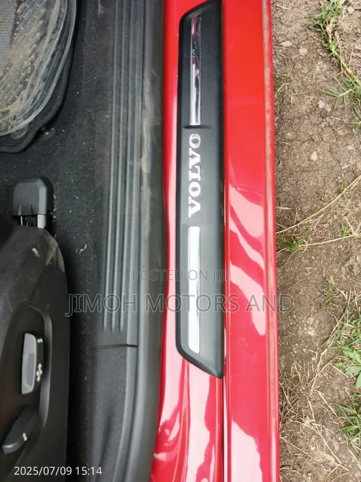 Volvo V40 2015 Red