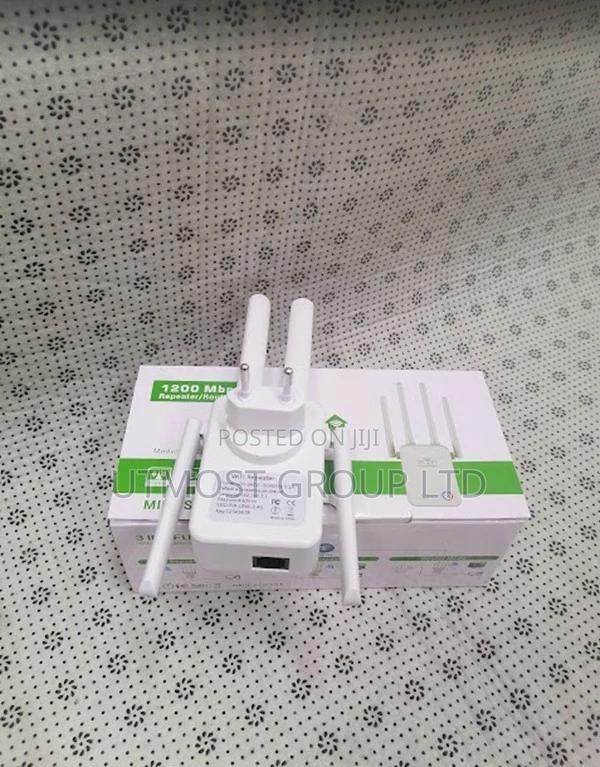 Wi-Fi Repeater Pix Link – Signal Boost for Home Office