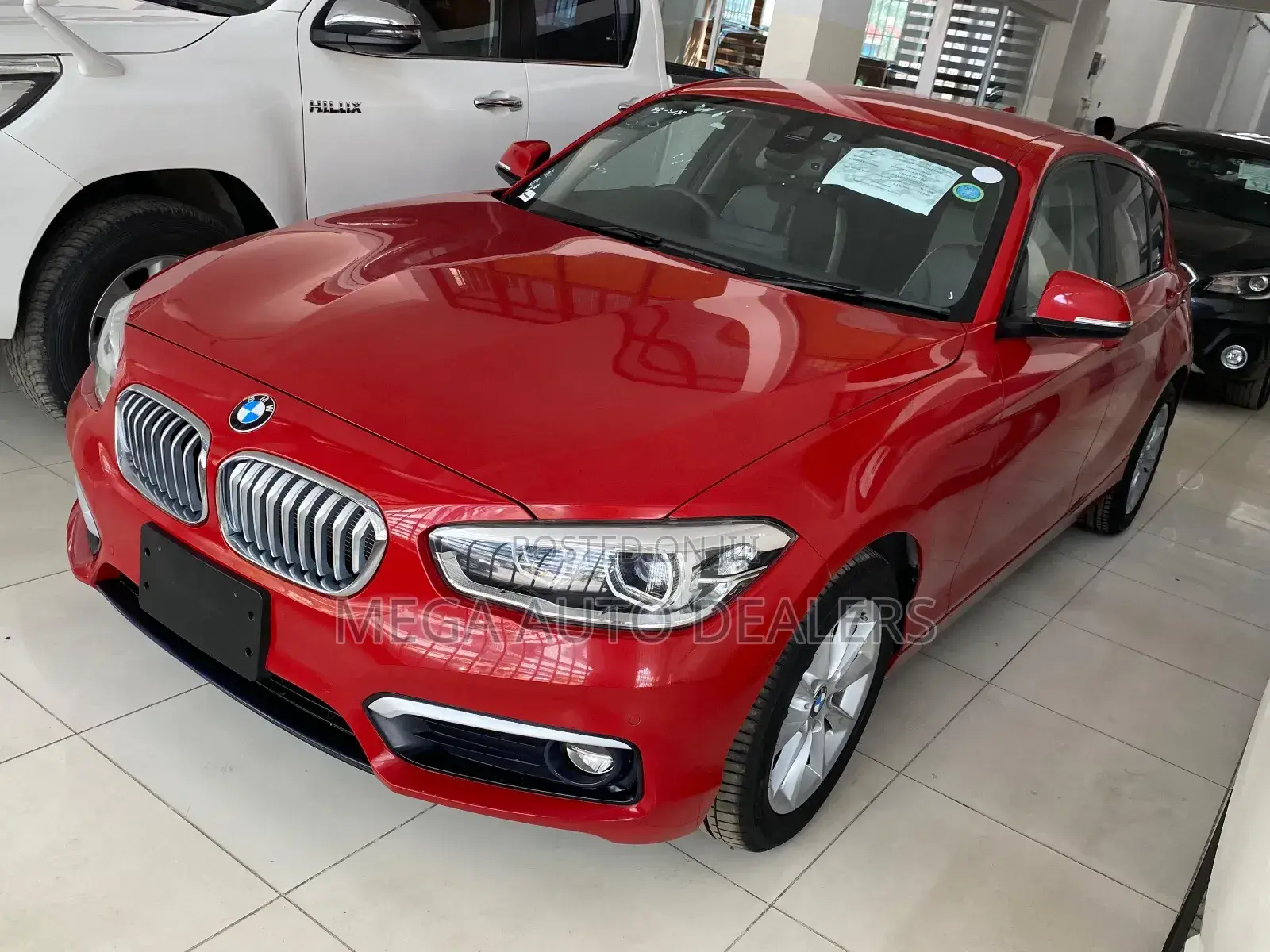 BMW 118i 2018 Red
