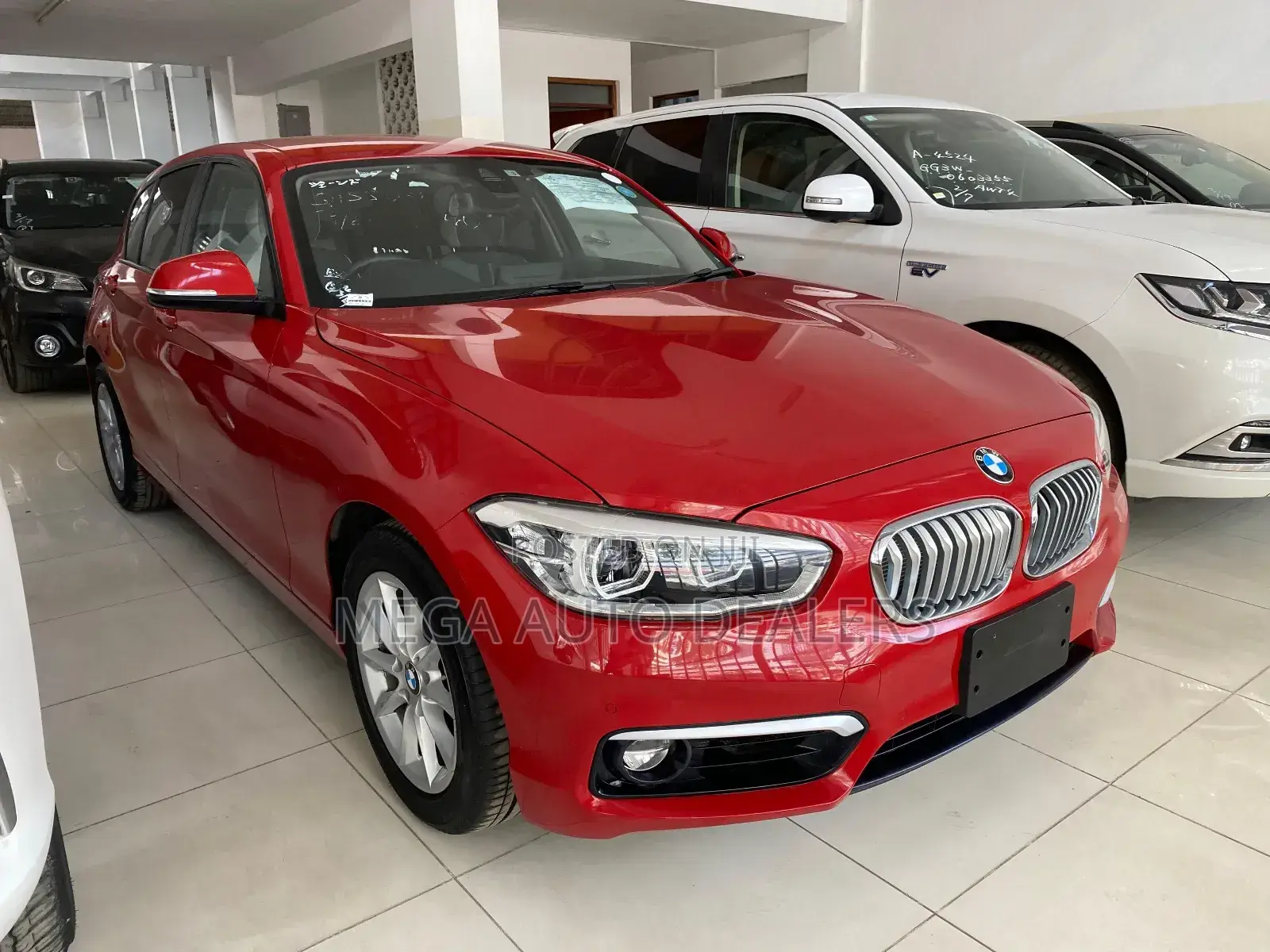 BMW 118i 2018 Red