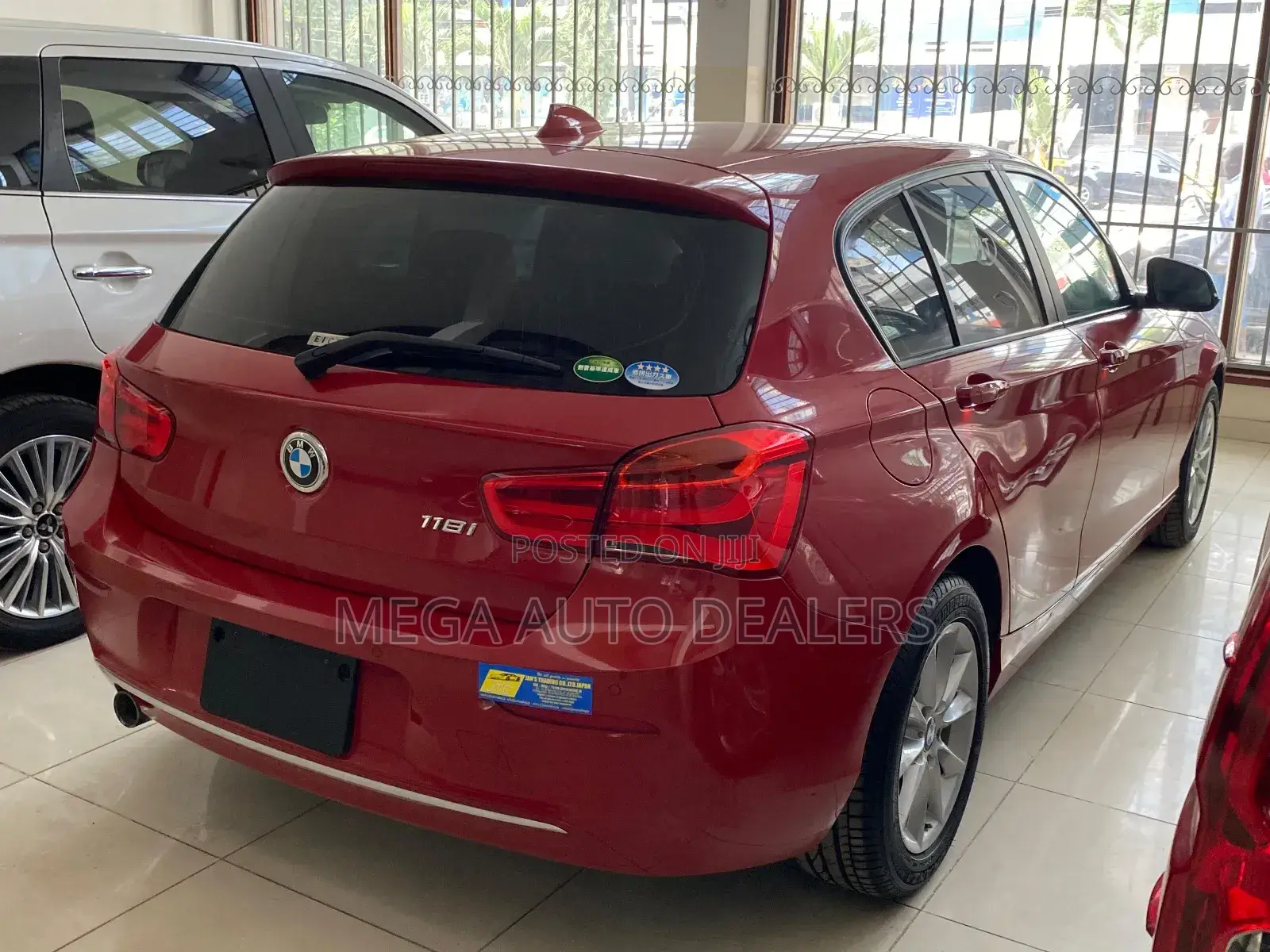 BMW 118i 2018 Red